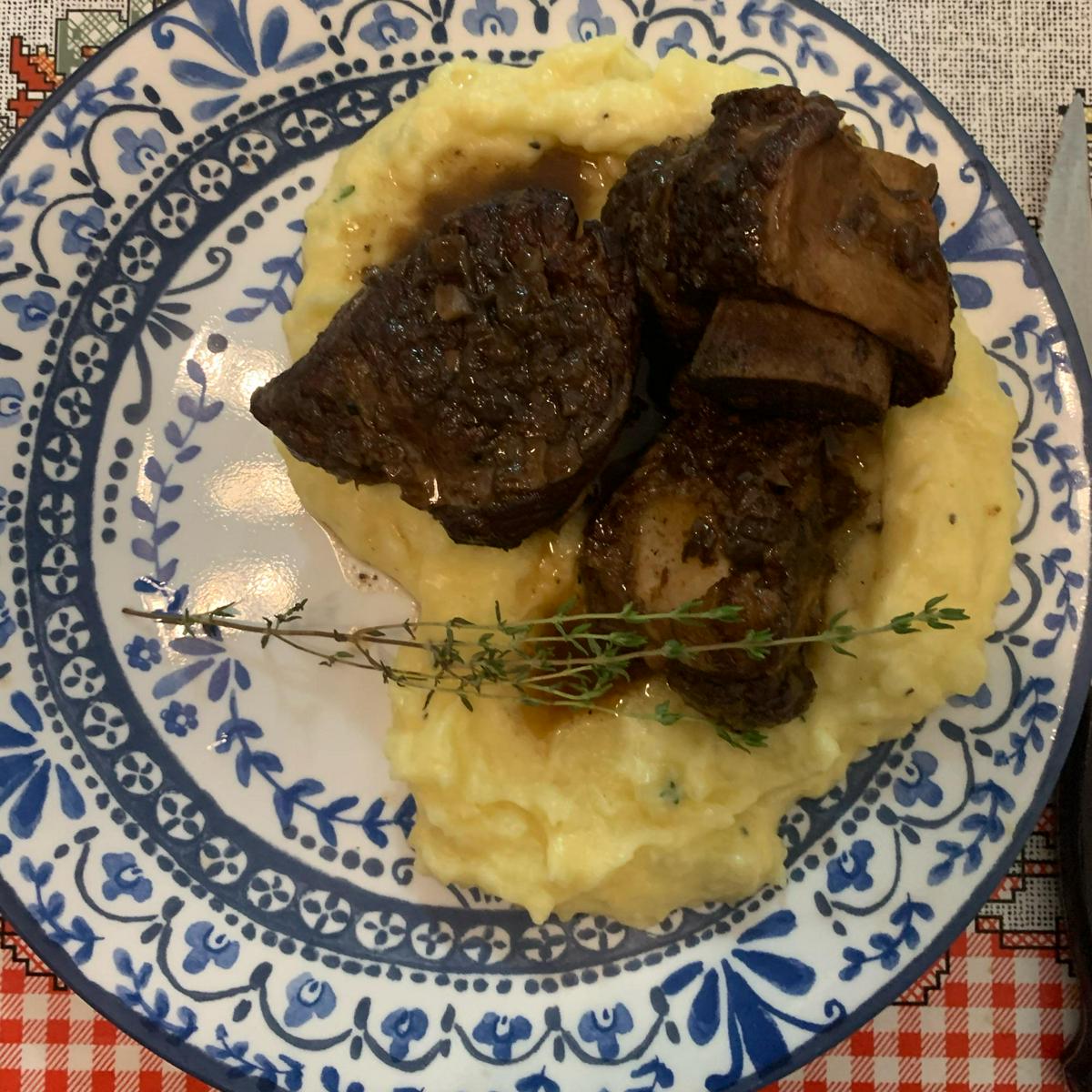 Sous Vide Short Ribs In Wine Sauce