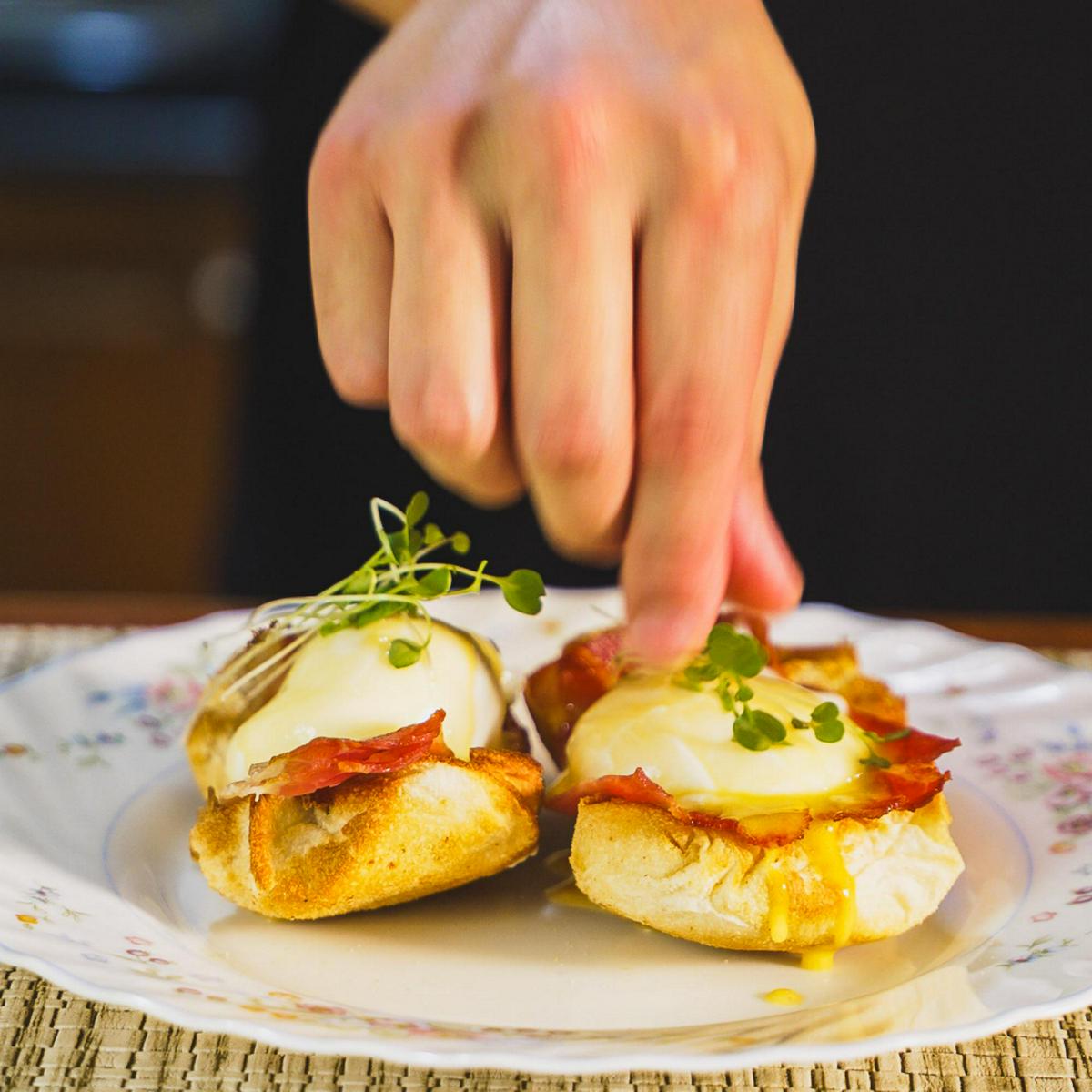 Sous Vide Eggs Benedict with Calamansi Hollandaise